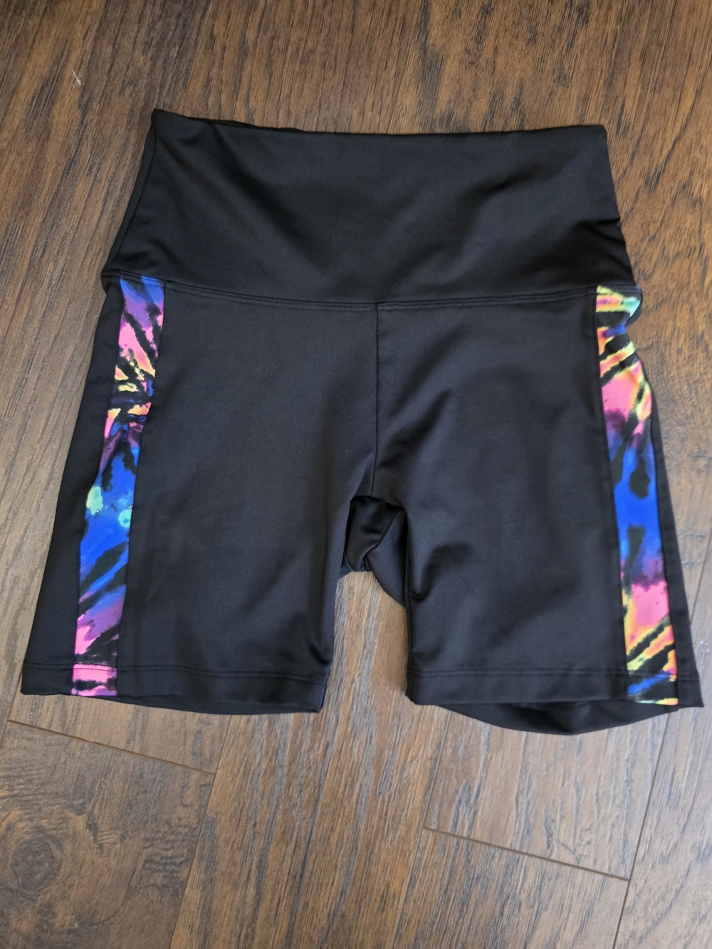PINK active High-Waist Bike Shorts